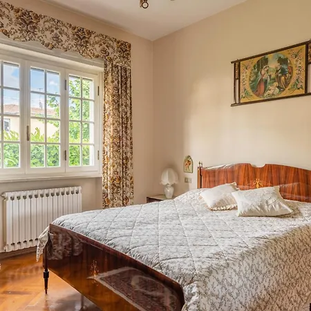 Tea Rose House * Capannori