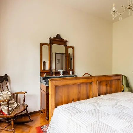 Tea Rose House *